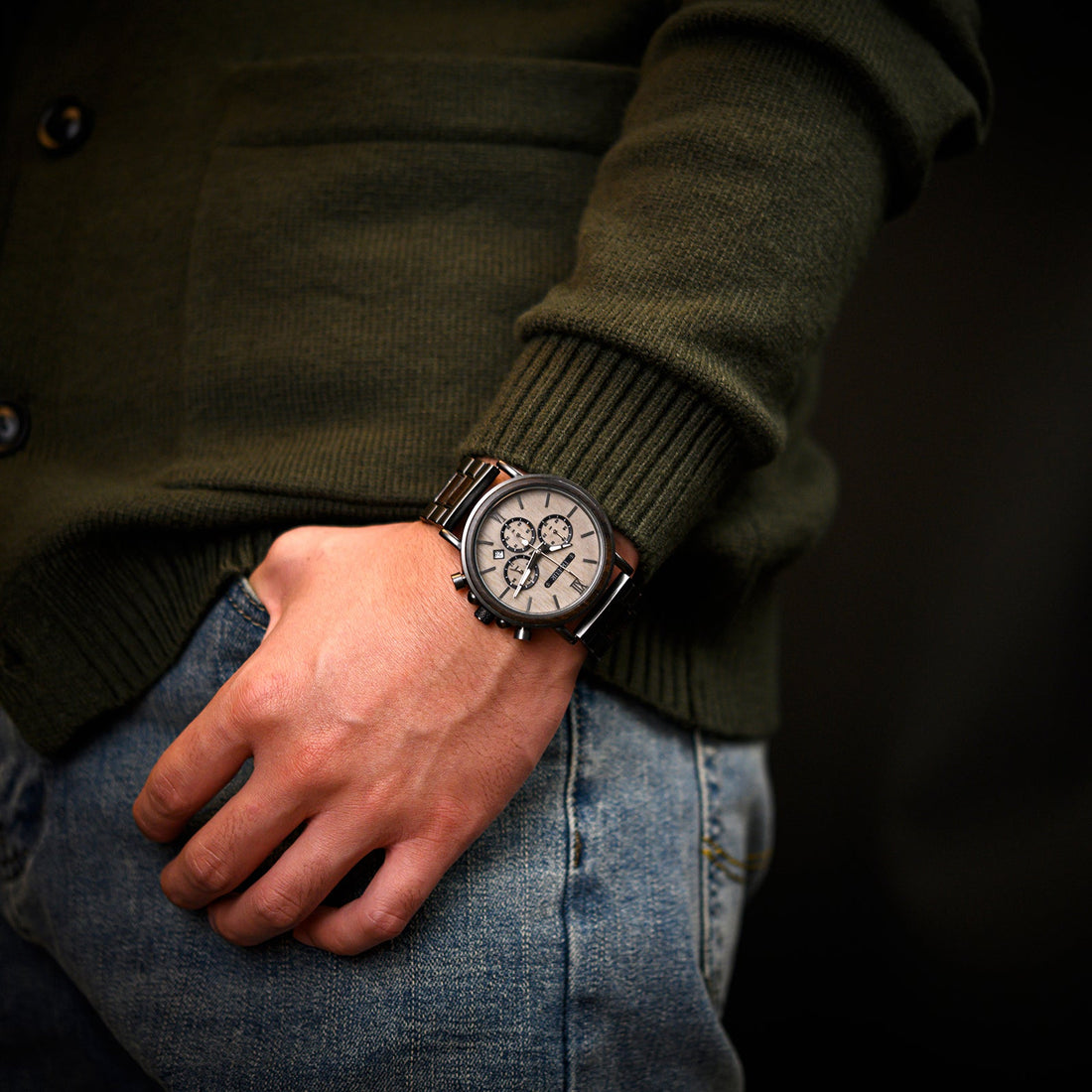 The Psychology of Wearing a Wooden Watch: What It Says About You