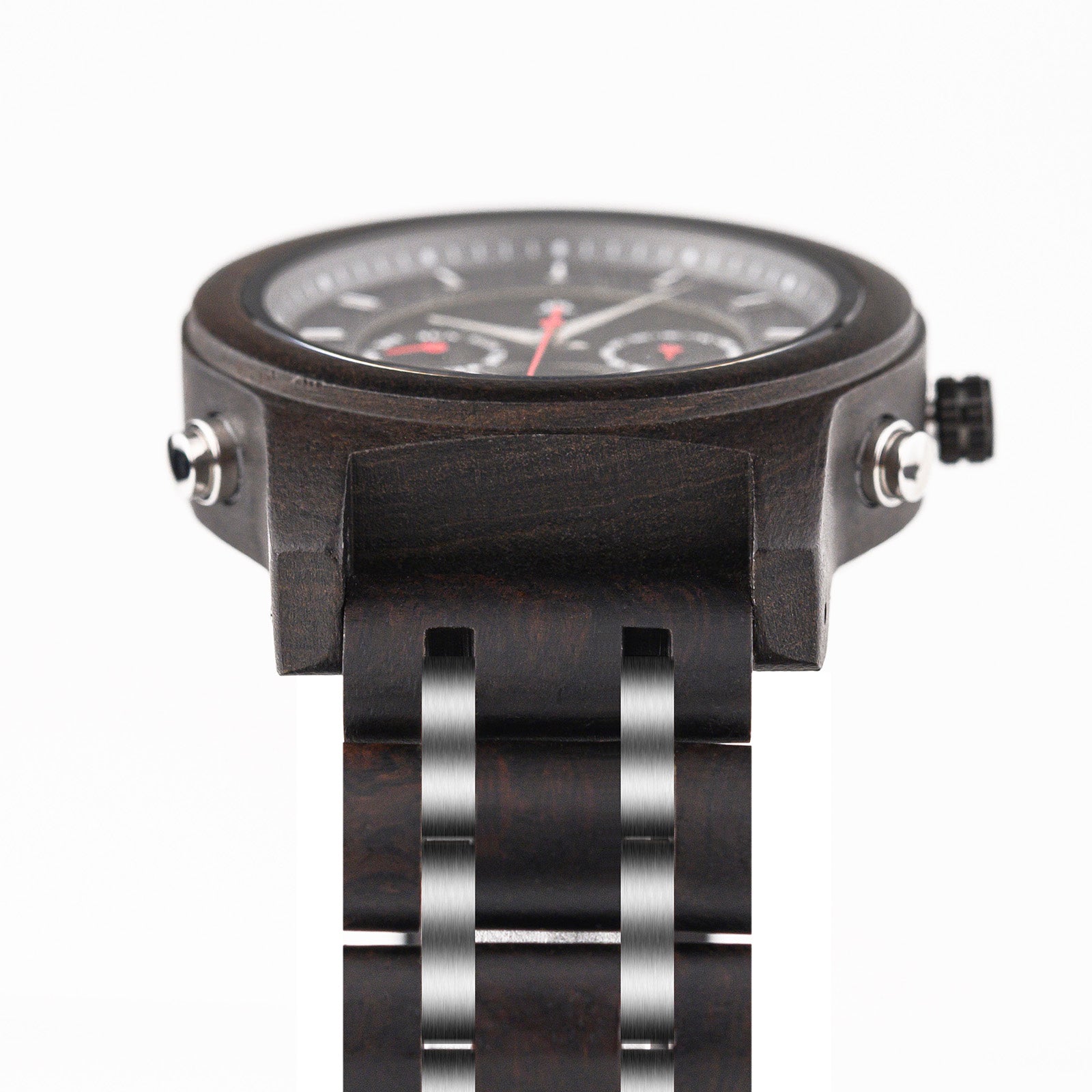 TRÆUR NORDIC – Ebony Midnight men’s mechanical wooden watch with a black ebony wood case, polished stainless-steel accents, and visible mechanical movement. Features chronograph and calendar functions, combining Scandinavian minimalist design with technical sophistication.